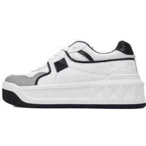 Valentino Garavani ONE STUD Low-Top Sneaker White and grey