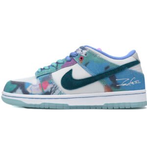 Nike SB Dunk Low Futura Laboratories Bleached Aqua HF6061-400