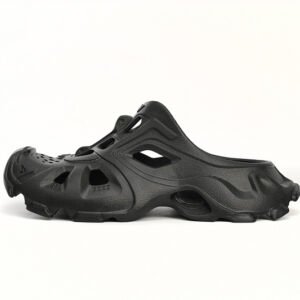 BALENCIAGA Black 735249 W3CES 1000